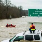 Inundaciones en Texas: más de 100 muertos y desesperada búsqueda de decenas de desaparecidos