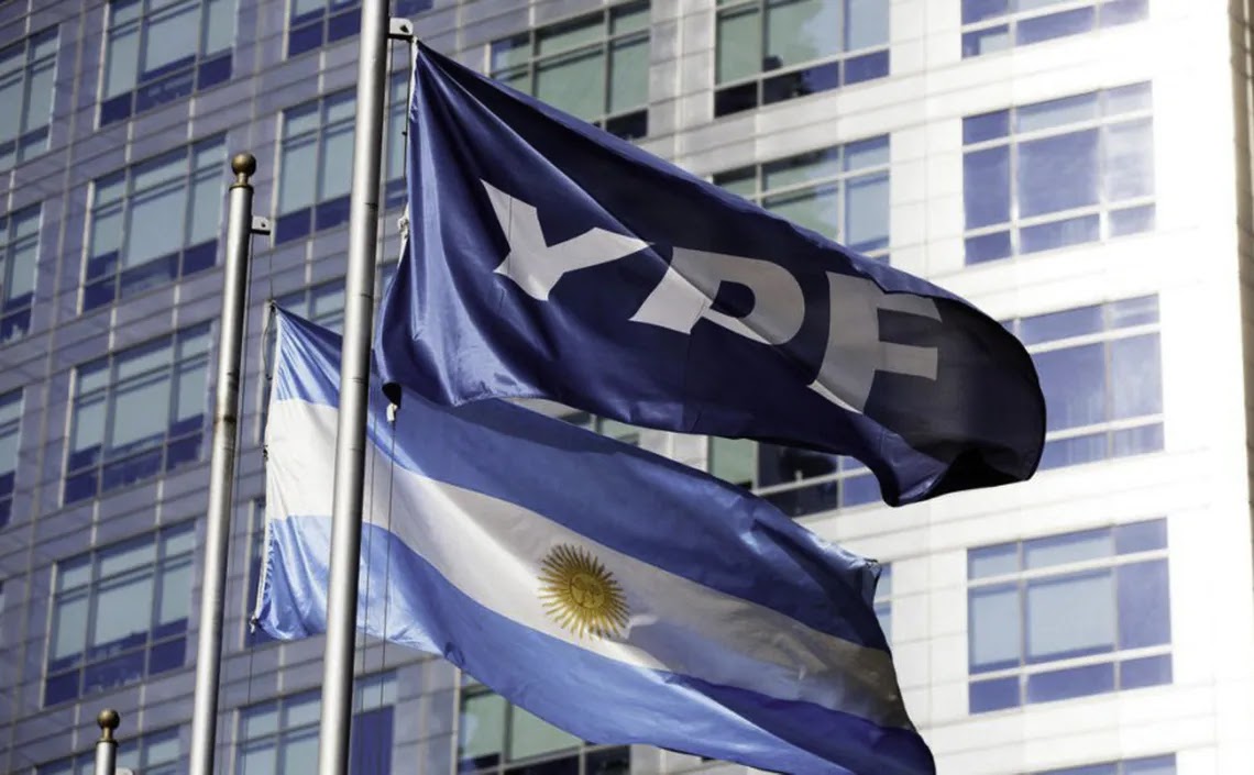 Respiro para Argentina: frenan el fallo que ordena entregar el 51% de las acciones de YPF