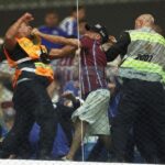 Uno de los hinchas de Godoy Cruz golpeados por la policía en Brasil sufrió fracturas y deberá ser operado