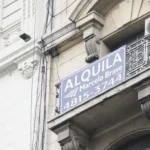 La inflación de octubre se aceleró al 2,3% y acumuló un 31,3% en los últimos 12 meses, según INDEC