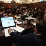 Crean un plus salarial de más de un millón de pesos para los asesores del Gobierno de Mendoza