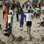 Jóvenes en Senegal buscan en el oro salidas a la precariedad