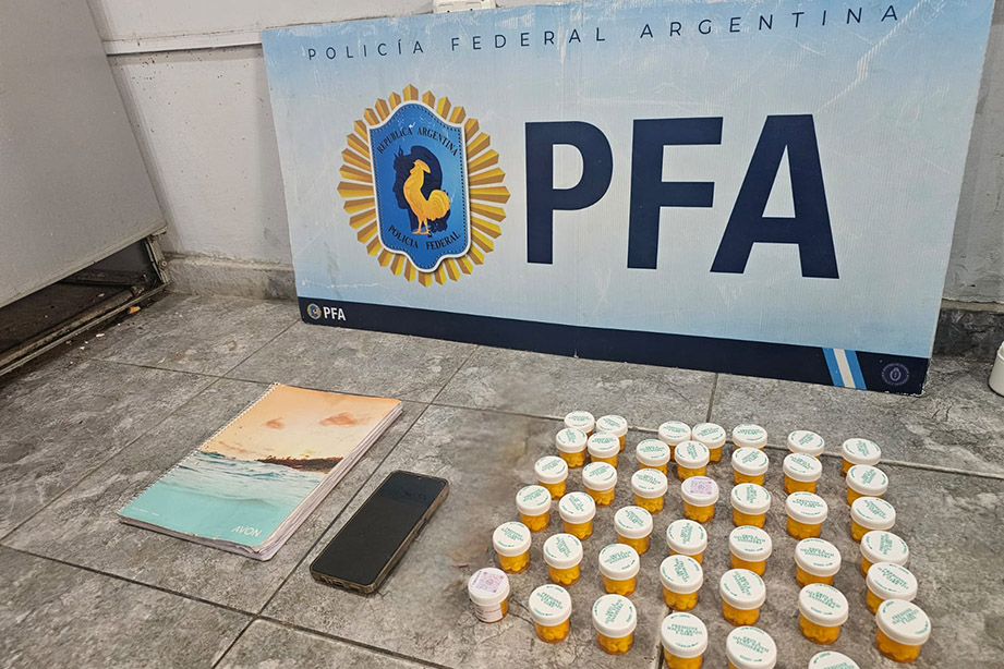 Imputan a mujeres por comercializar un suplemento dietario con sustancias nocivas