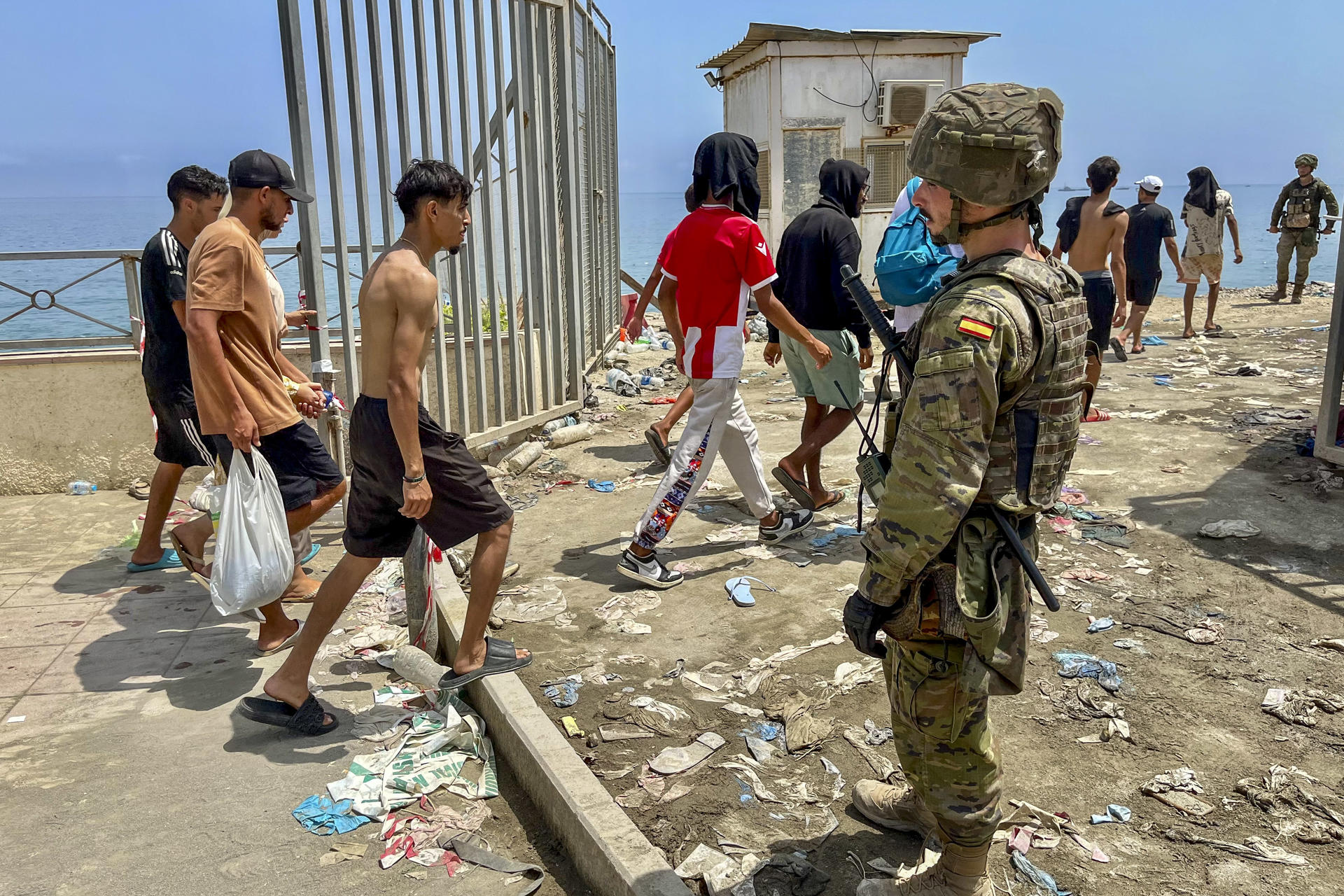 Ya han vuelto a Marruecos prácticamente todos los migrantes que llegaron a Ceuta