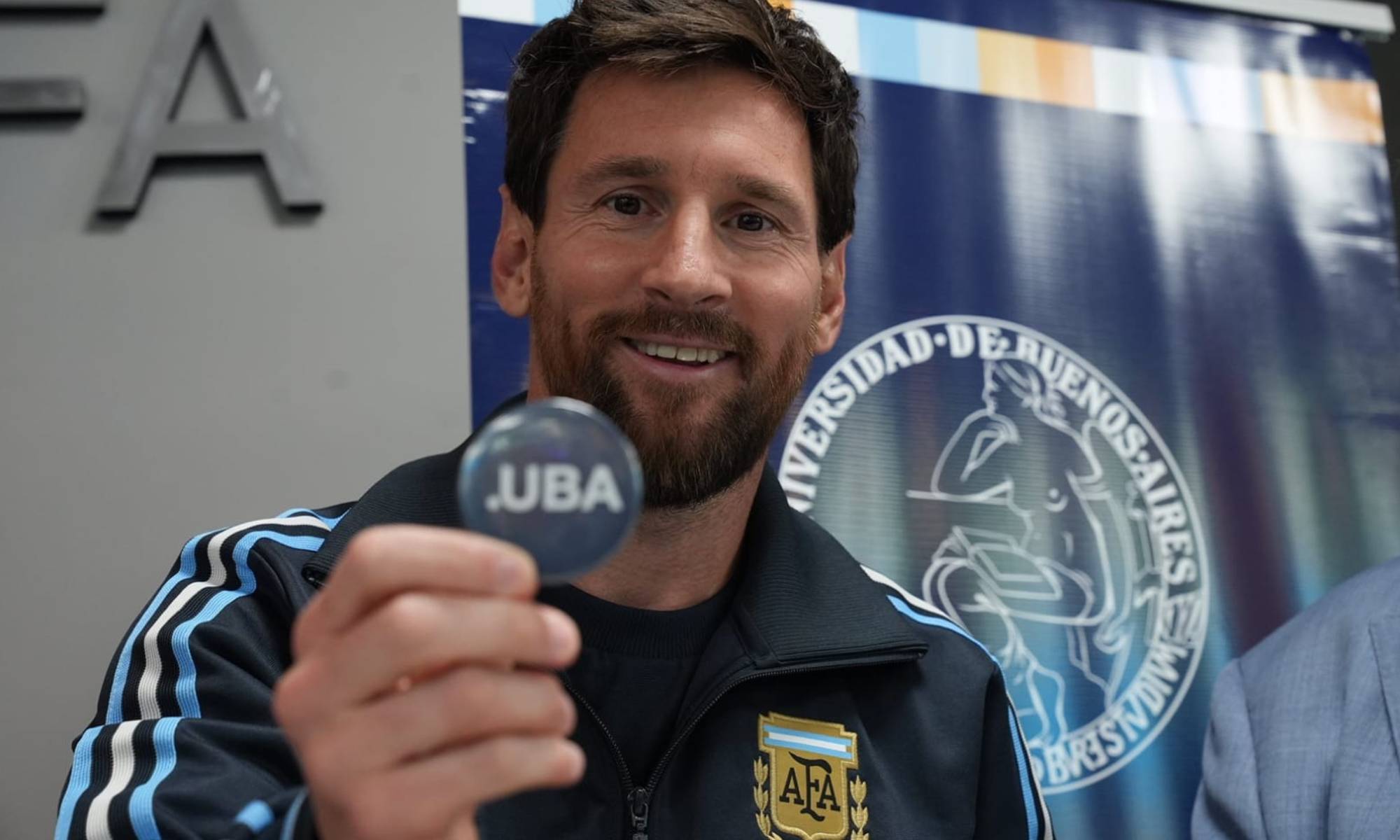 Lionel Messi recibió el doctorado Honoris Causa de la Universidad de Buenos Aires: “Es un orgullo”